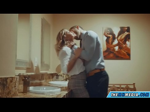 ❤️ Keď vás prsnatá blondínka zvádza na verejných toaletách ☑ Anal video na sk.epicshowdown.top ❌️❤